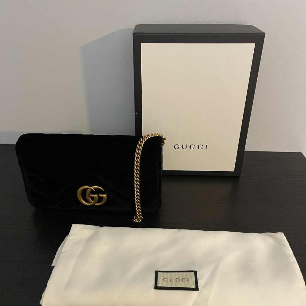 GUCCI Blk VELVET Clutch GUARANTEED AUTHENTIC